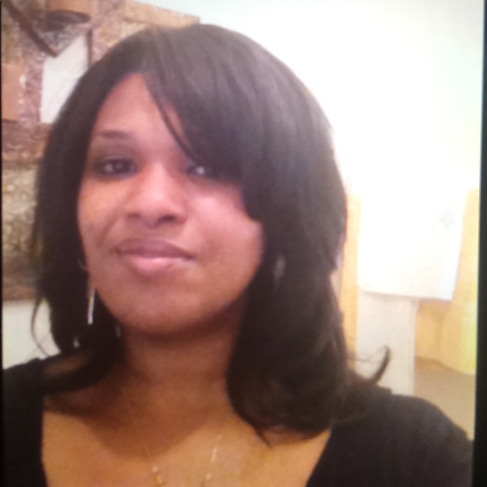Meet your Posher, Deanna